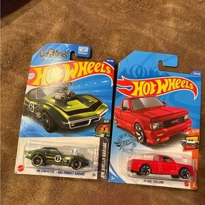 Hot Wheels Kids Toy Car Set — Red GMC Syclone & Green '68 Corvette